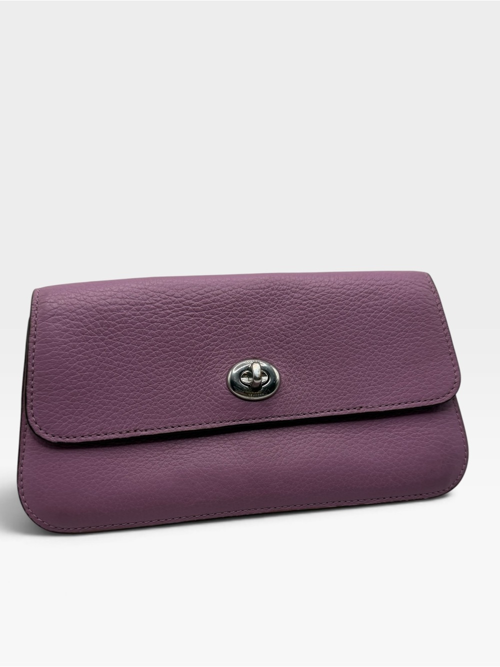Coach Original Pebbled Leather Twist-Lock Wristlet Clutch in Violet Orchard